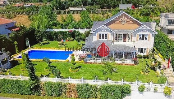 1400 m² Satılık Villa